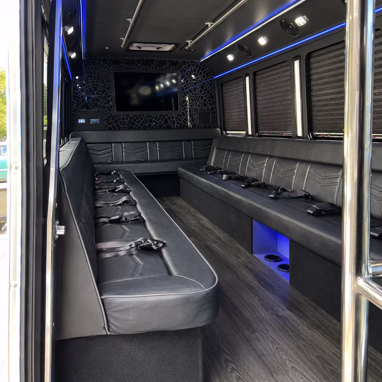 Rent a Bus to US Open of Surfing