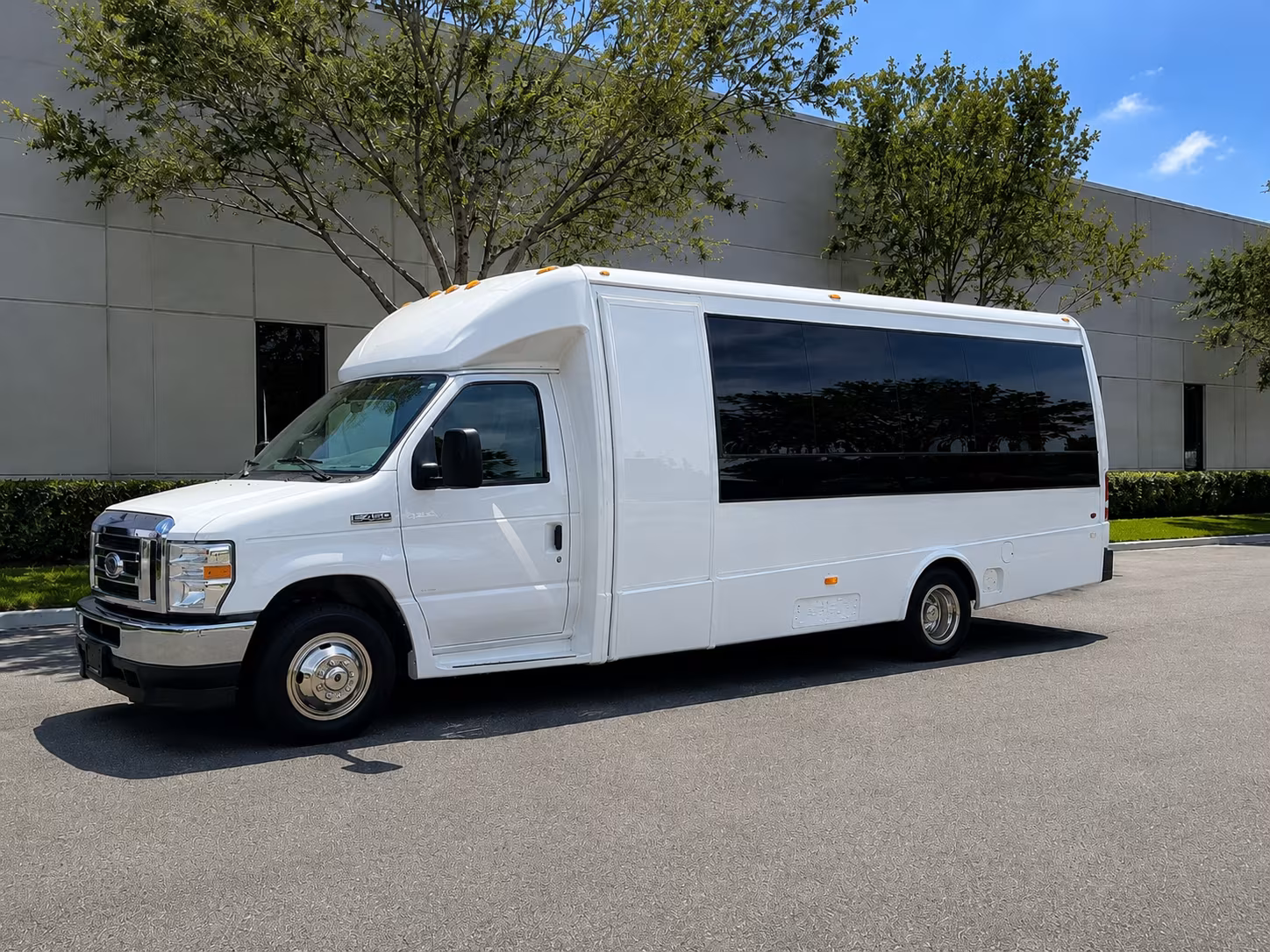 Garden Grove Wedding Transportation & Shuttle Service