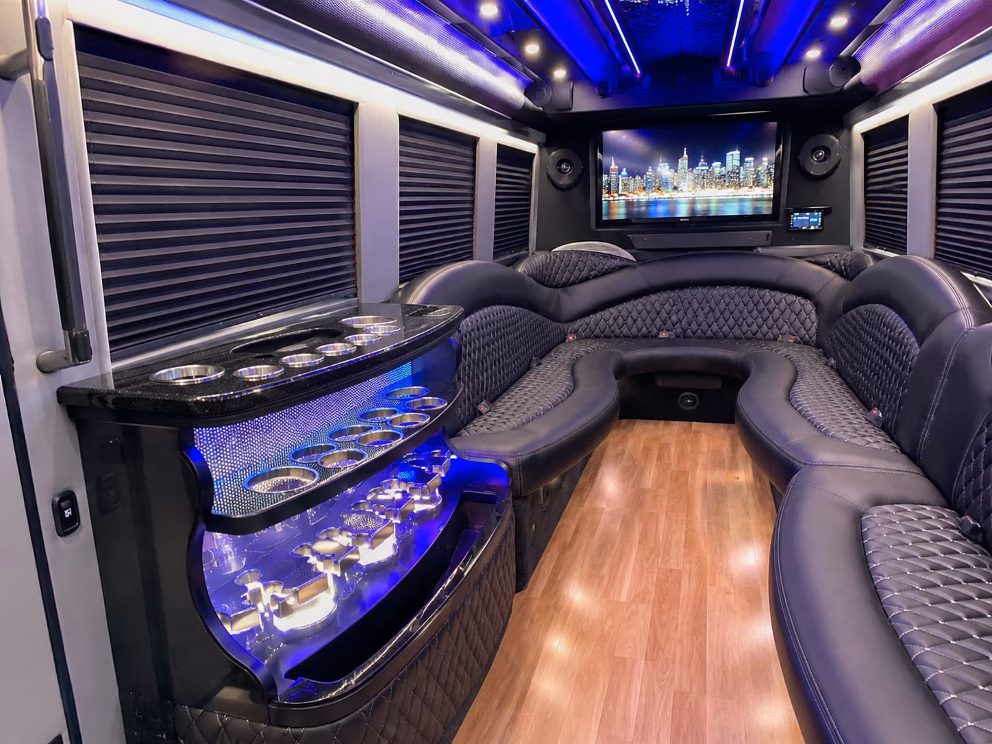 Huntington Beach Birthday, Sweet 16, & Quinceañera Transportation onboard seating