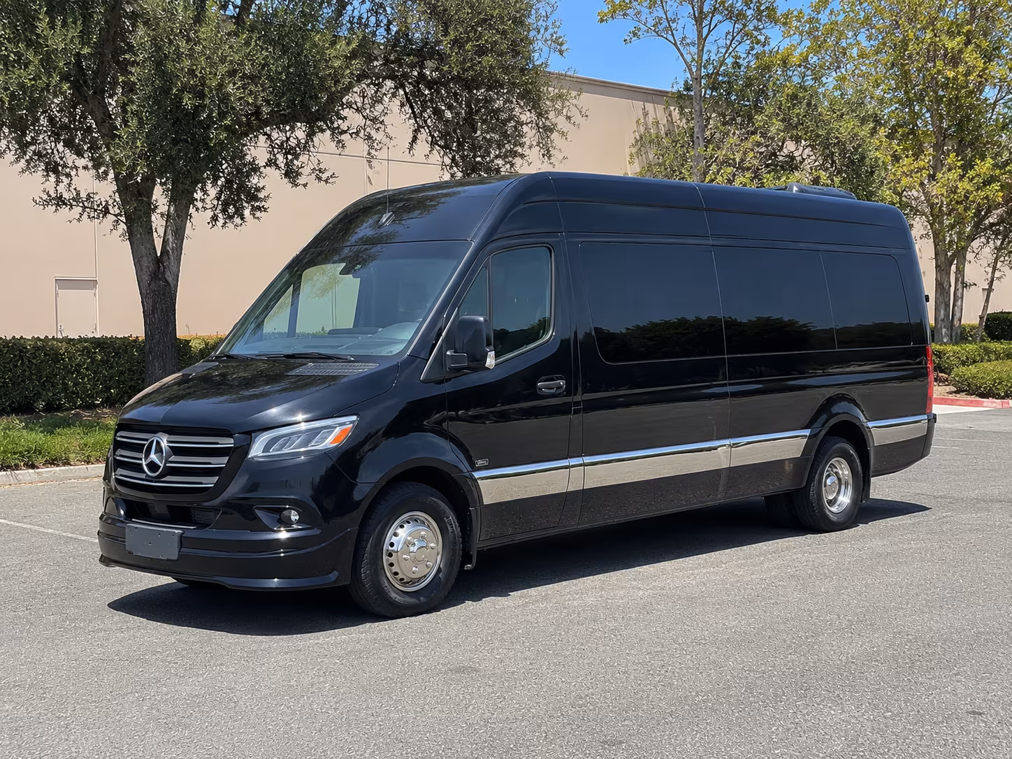 Huntington Beach Corporate Event Transportation