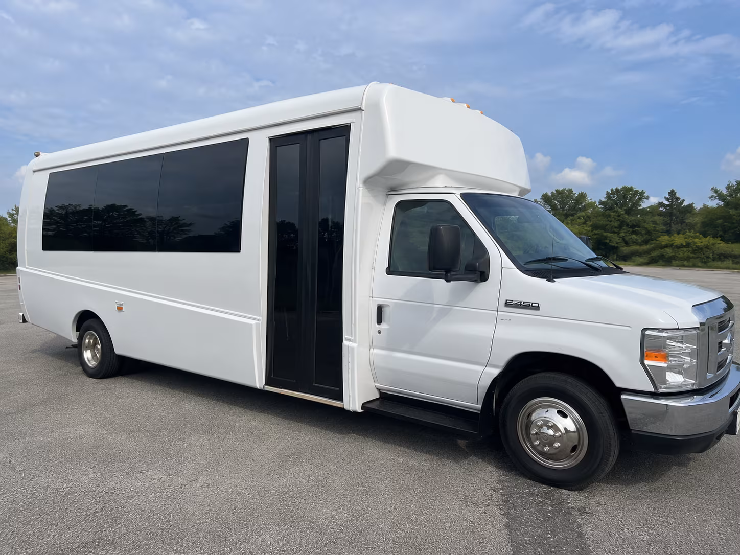 Huntington Beach Winery Tour & Pub Crawl Transportation party bus exterior