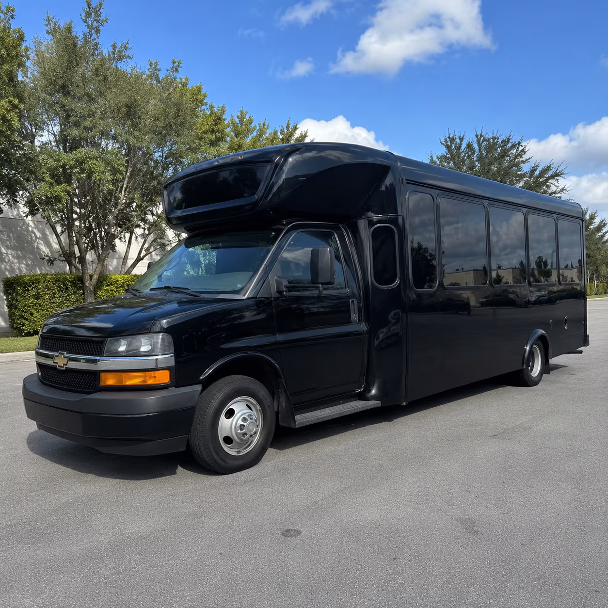 Santa Ana Birthday, Sweet 16, & Quinceañera Party Bus Rentals